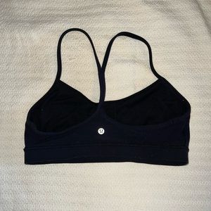 EUC Lululemon Flow Y Bra Size 8
